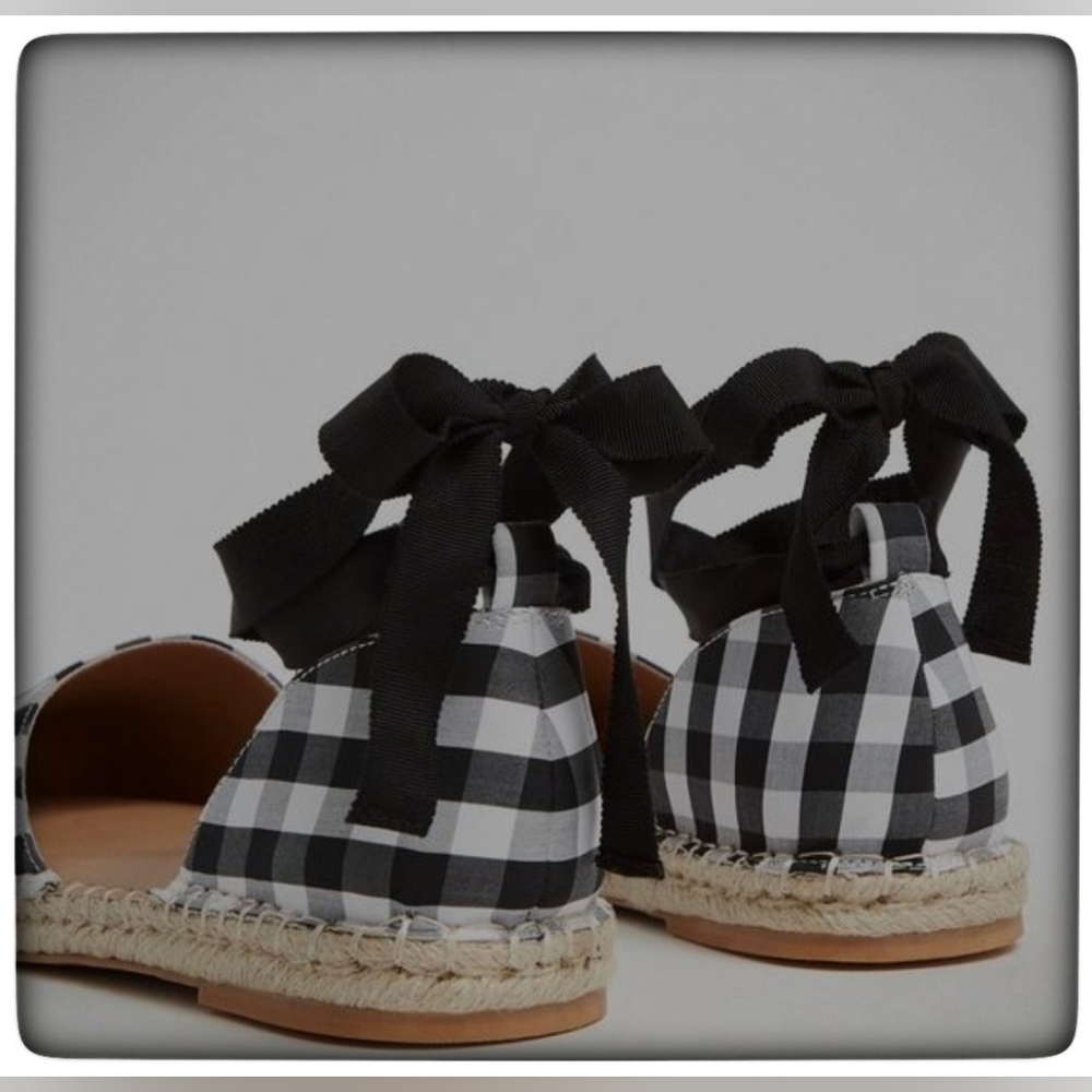 TORRID☆Ankle Wrap Espadrille Flats - Picture 3 of 4